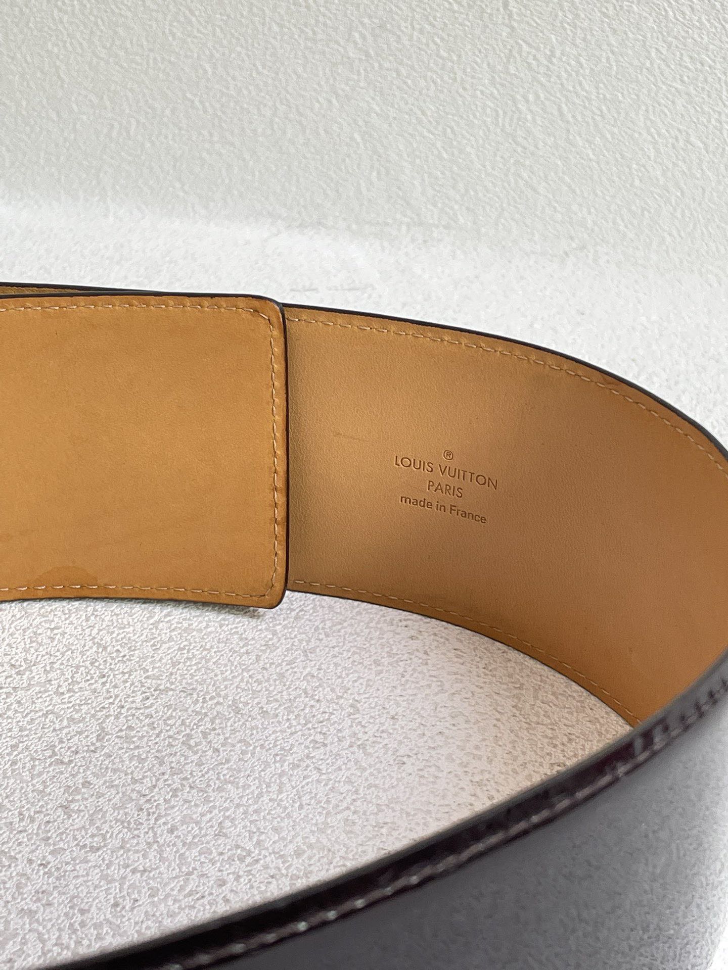 💕 Louis Vuitton Patent Leather Belt (size 85) #16597