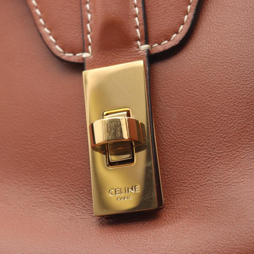 CELINE Teen Soft 16 Shoulder bag leather Brown 1065468 - Condition A