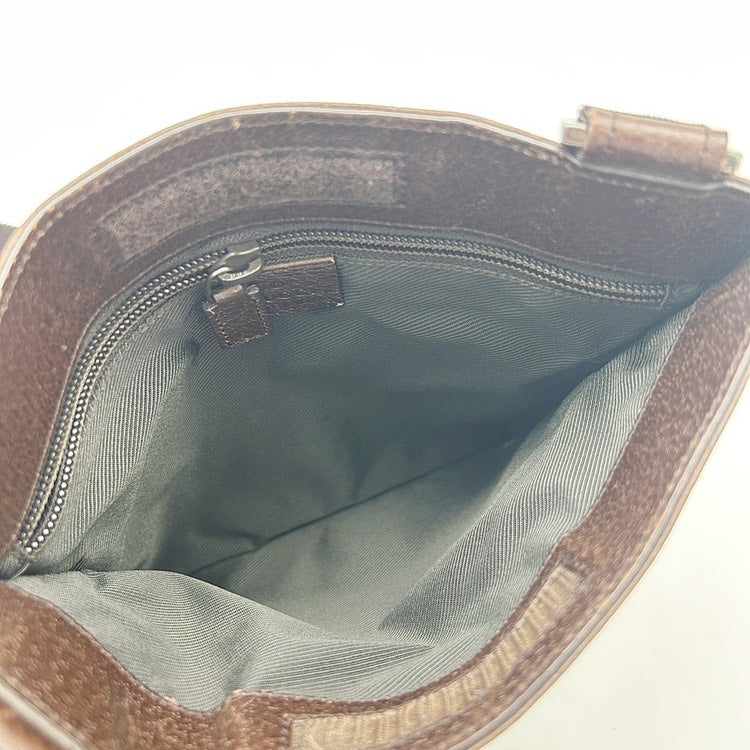 GUCCI GG Canvas Flat Messenger Shoulder Bag AH994