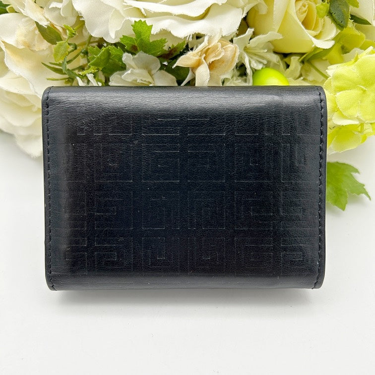 GIVENCHY 4G Logo Embossed Leather Trifold Wallet gi9906dn