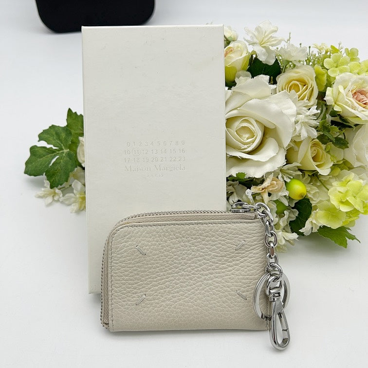 Maison Margiela 4-Stitch Grained Leather Keychain Wallet mm1919jj.