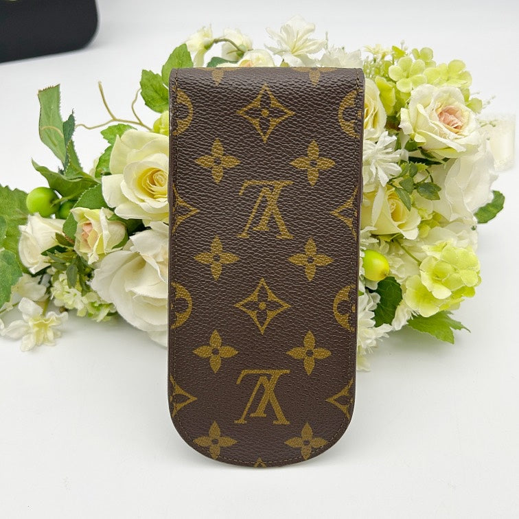 Louis Vuitton Monogram Etui Lunettes Glasses Case Sunglasses Pouch lv1814ff