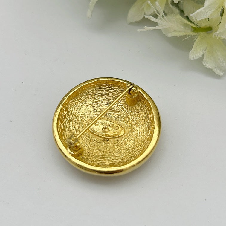 CHANEL Vintage CC Logo Sunburst Round Brooch ch8922vv
