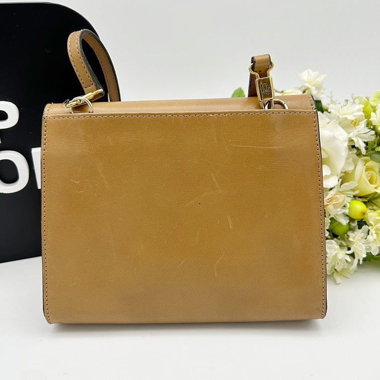 Christian Dior Vintage CD Logo Leather Shoulder Bag di7519hh