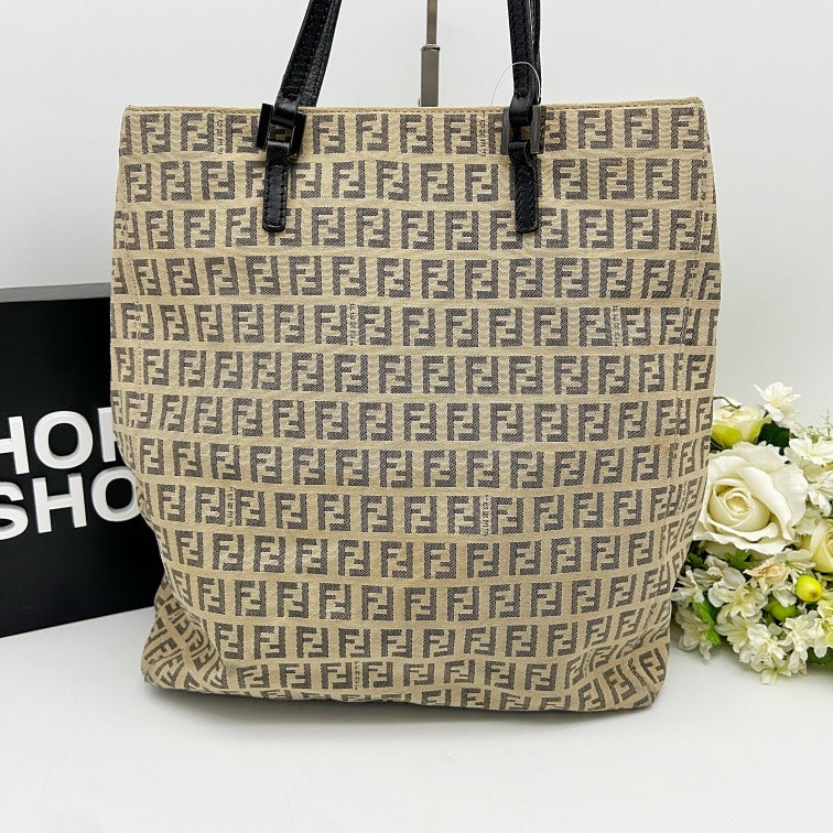 FENDI Vintage Zucchino Canvas Leather Tote Bag fe6825kk