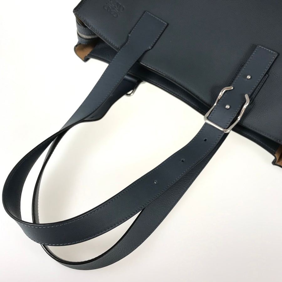 LOEWE Buckle Zipper Tote bag