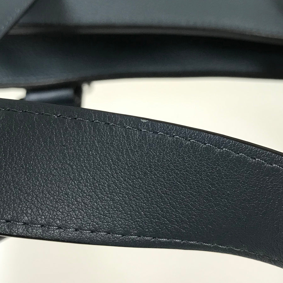 LOEWE Buckle Zipper Tote bag