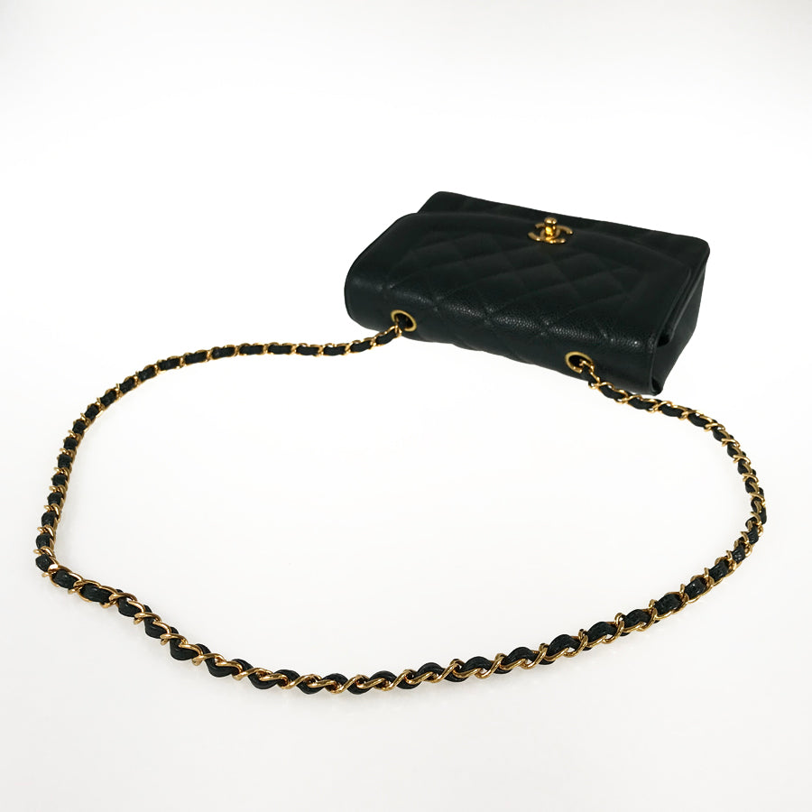 CHANEL Matelasse Diana 22 A01164 Shoulder bag