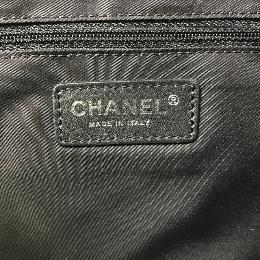 CHANEL New travel line Tote bag