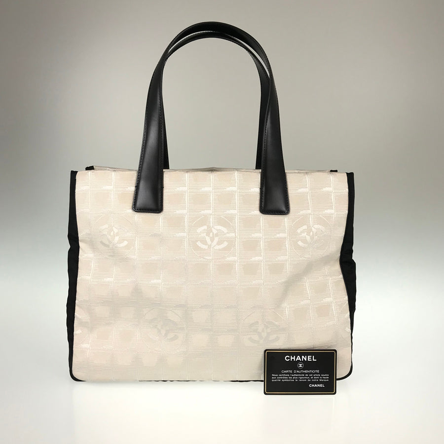 CHANEL New travel line Tote bag