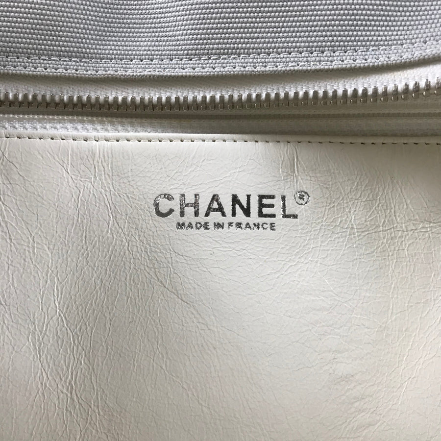 CHANEL Messenger bag