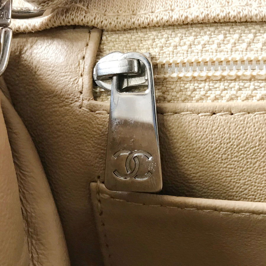 CHANEL Matelasse Shoulder bag