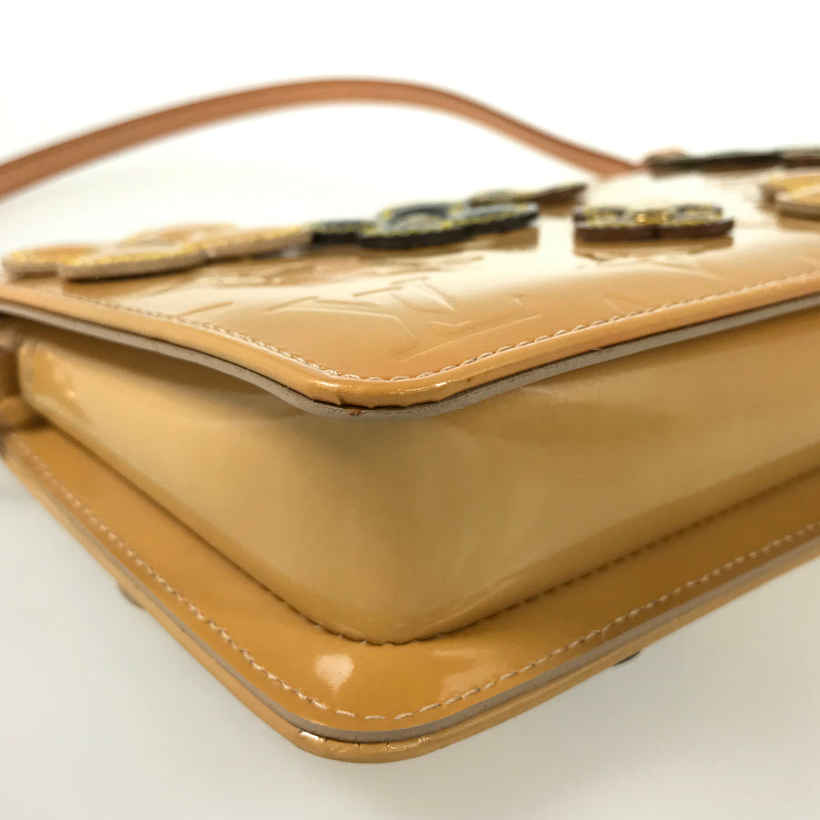 LOUIS VUITTON Vernis Flower lexington M92246 Pouch