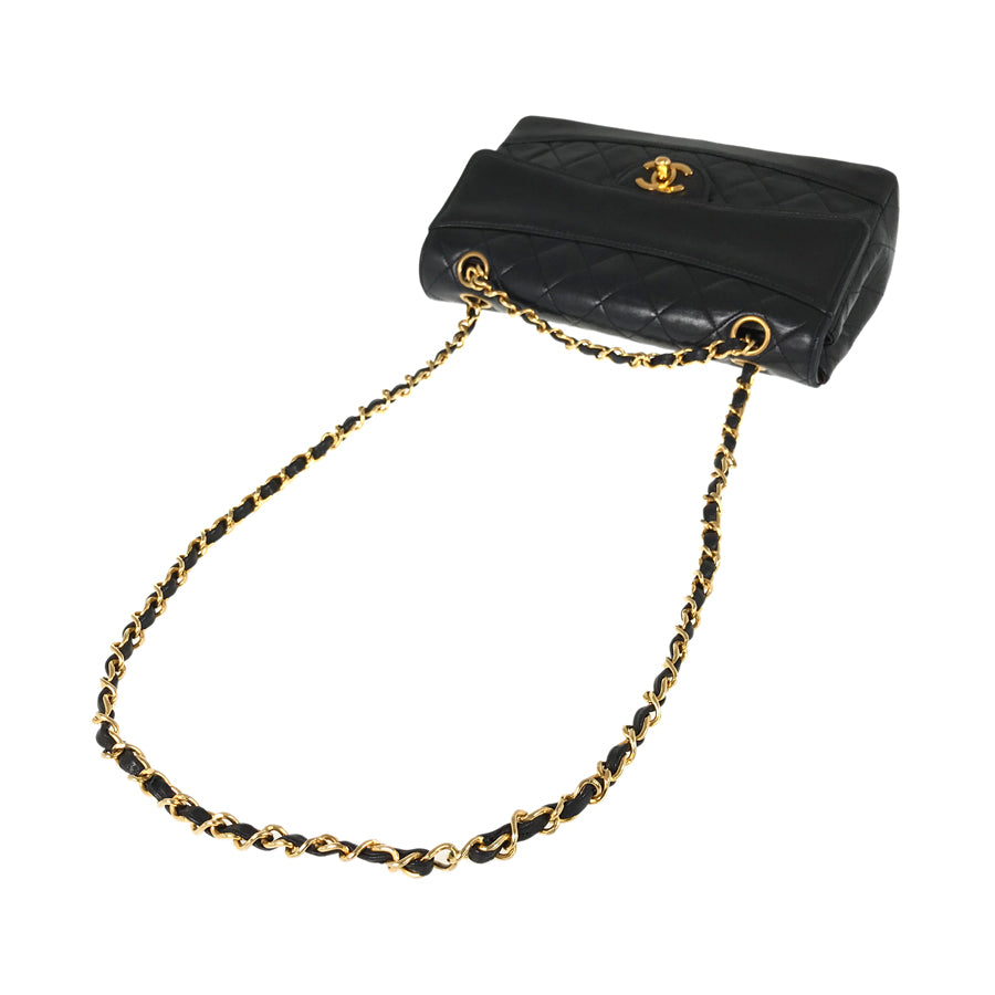 CHANEL Matelasse 24 Shoulder bag