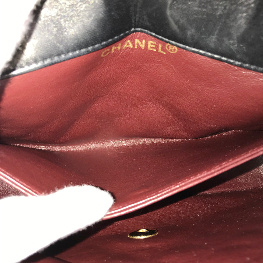 CHANEL Matelasse 24 Shoulder bag