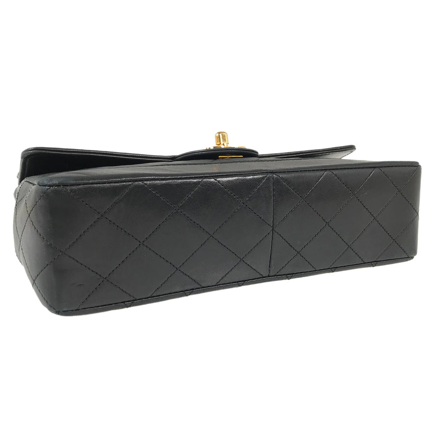 CHANEL Matelasse 24 Shoulder bag