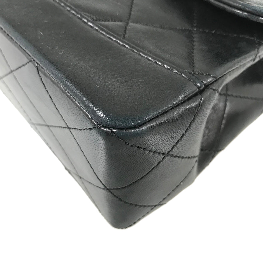 CHANEL Matelasse 24 Shoulder bag