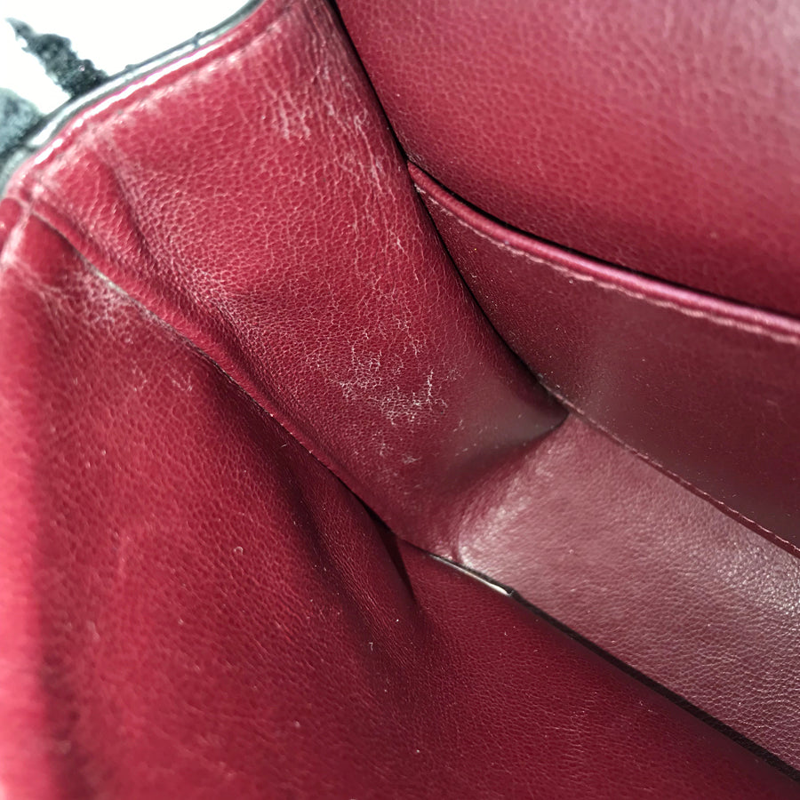 CHANEL Matelasse 25 Shoulder bag
