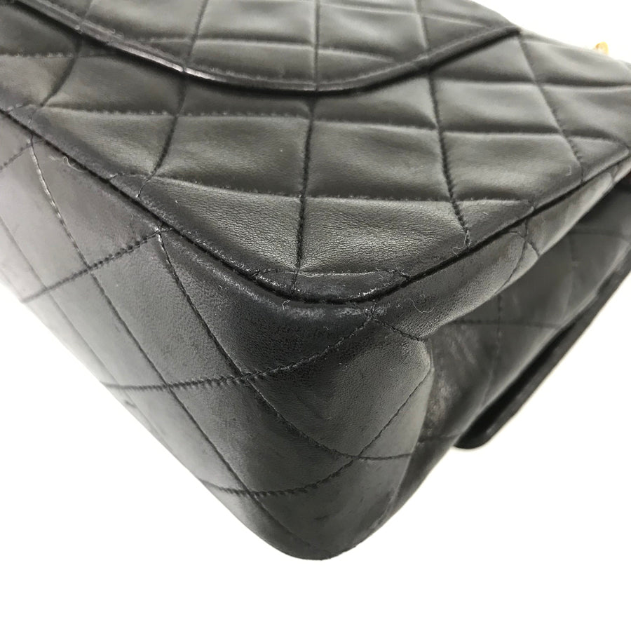 CHANEL Matelasse 25 Shoulder bag