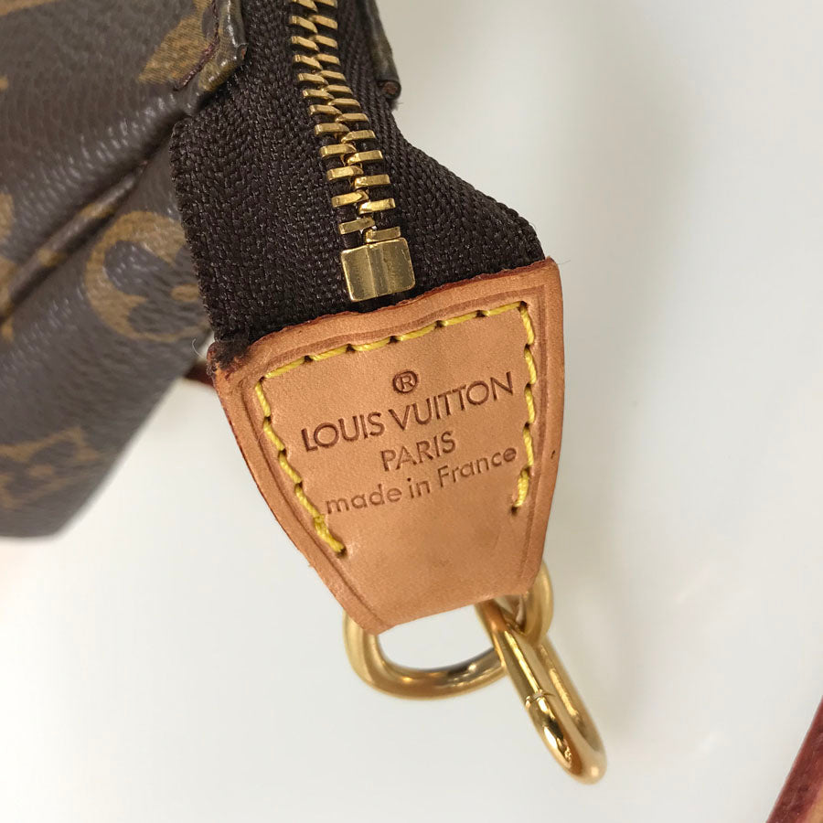 LOUIS VUITTON Monogram Pochette Accessoires M51980 Pouch