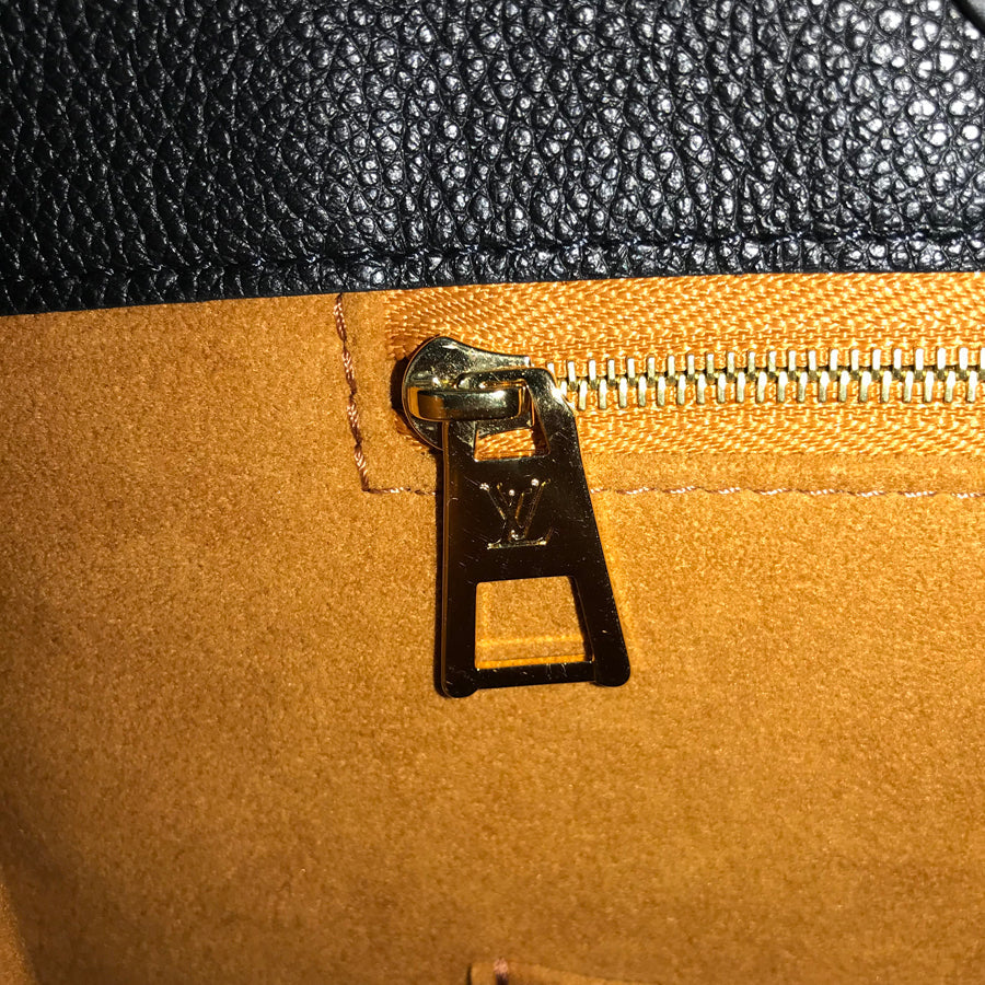 LOUIS VUITTON Monogram Empreinte On The Go MM M45595 Tote bag