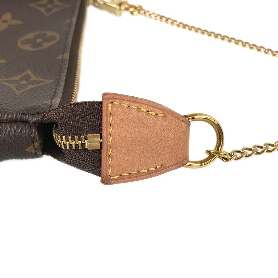 LOUIS VUITTON Monogram Mini Pochette Accessoire M58009 Pouch
