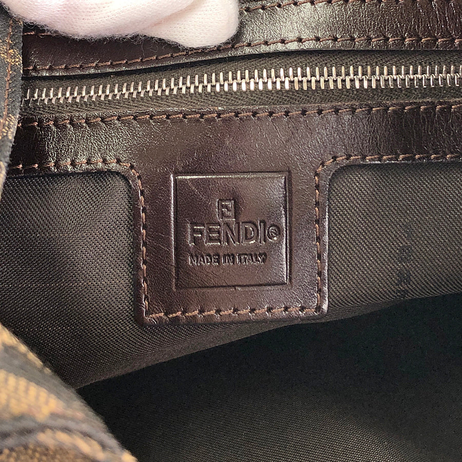 FENDI Mamma bucket Shoulder bag