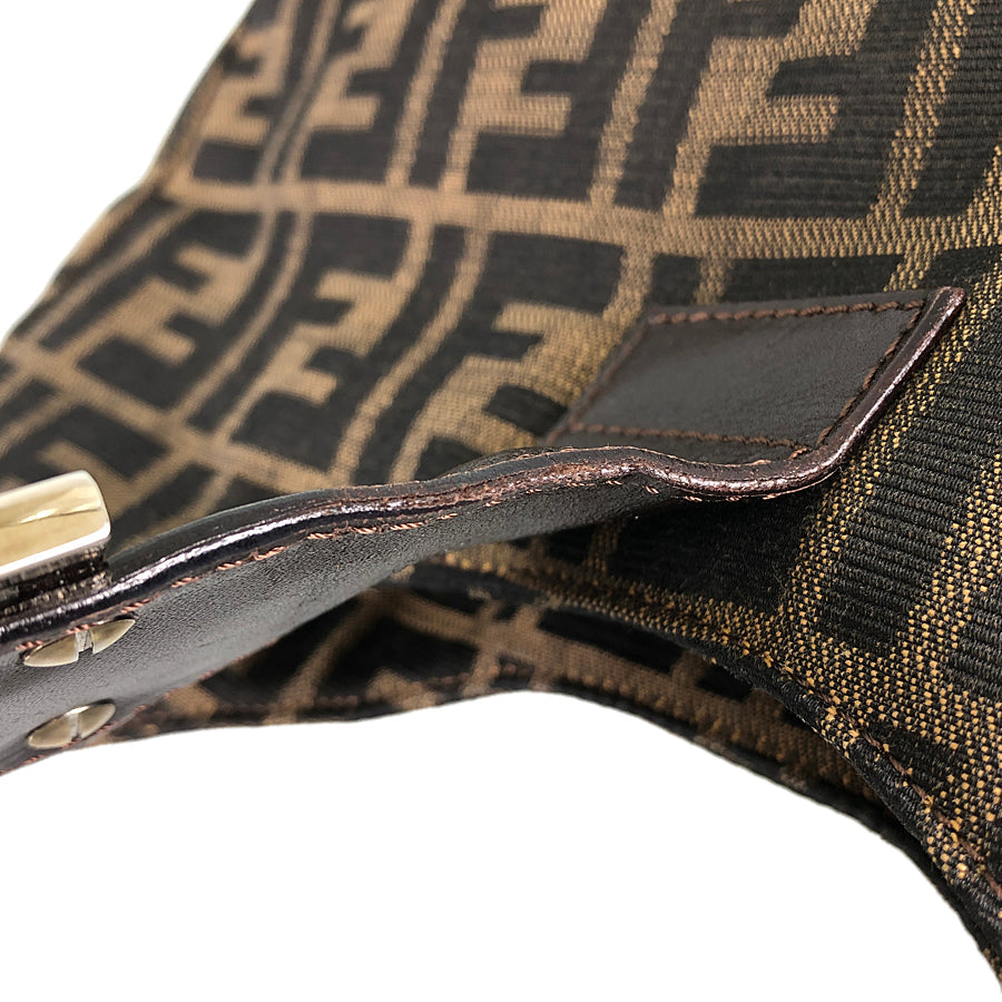 FENDI Mamma bucket Shoulder bag