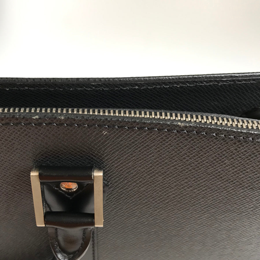 LOUIS VUITTON Taiga Porte Documents Rosanne M30052 Briefcase