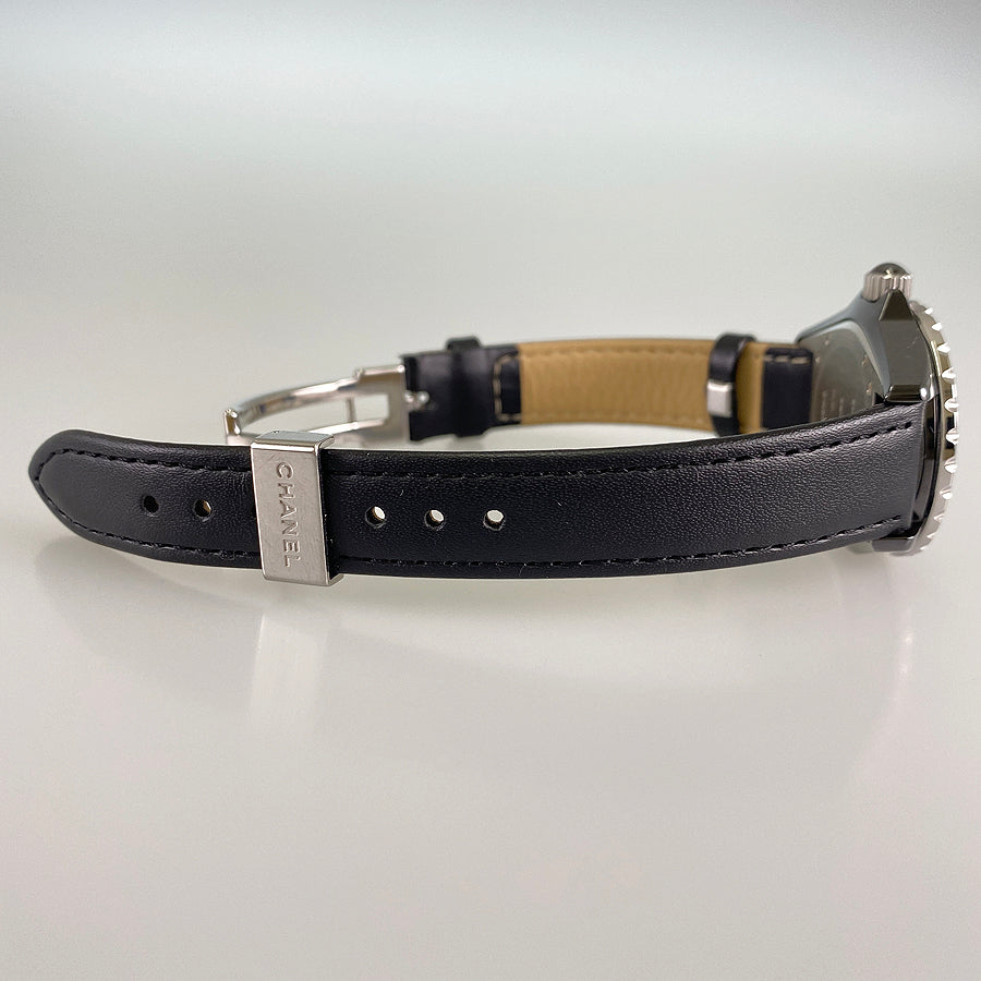 CHANEL J12 H0680 Women's Watch
