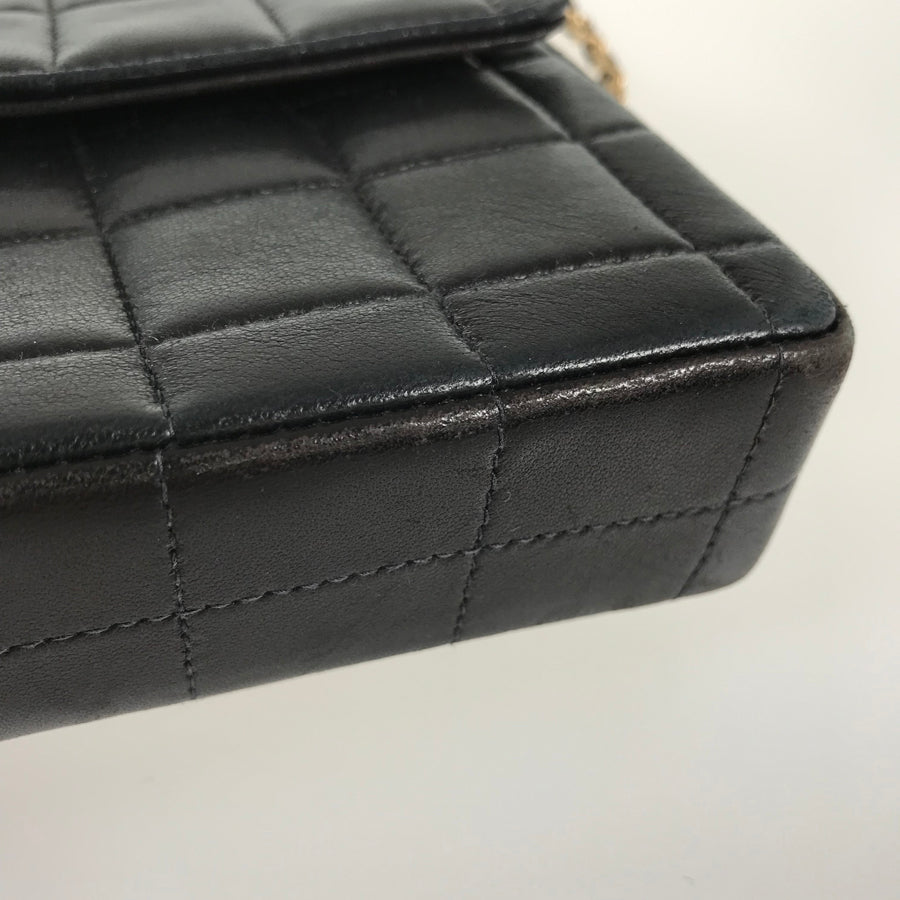 CHANEL Chocolate bar Shoulder bag