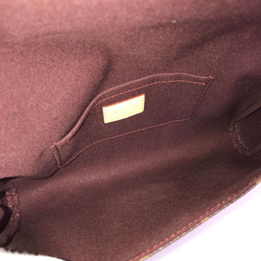 LOUIS VUITTON Monogram Favorite MM M40718 Shoulder bag
