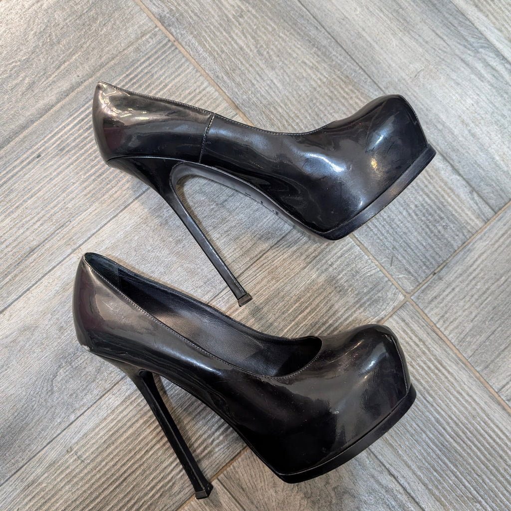 Yves Saint Laurent