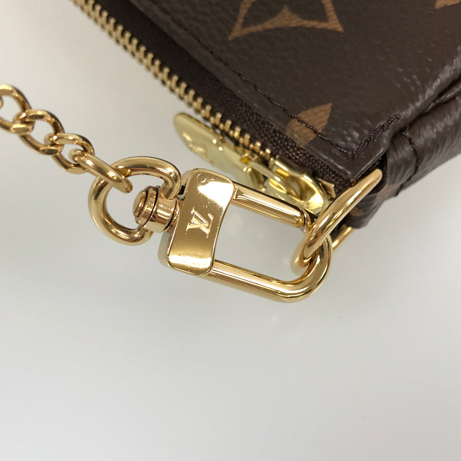 LOUIS VUITTON Monogram Mini Pochette Accessoires M58009 Pouch