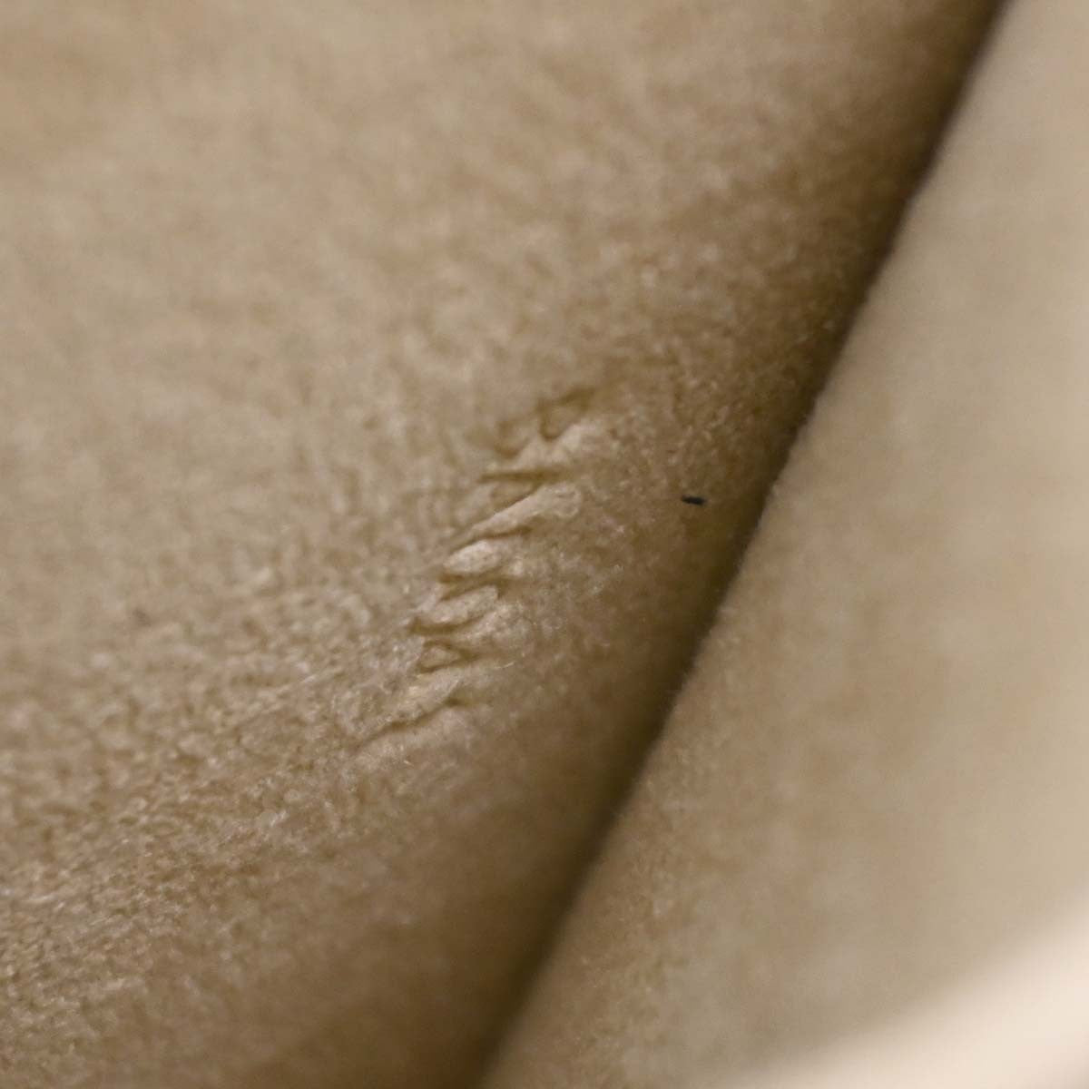 Louis Vuitton Alma Handbag Limited Edition Graffiti Leather Beige Leather Handbag (Authentic  )