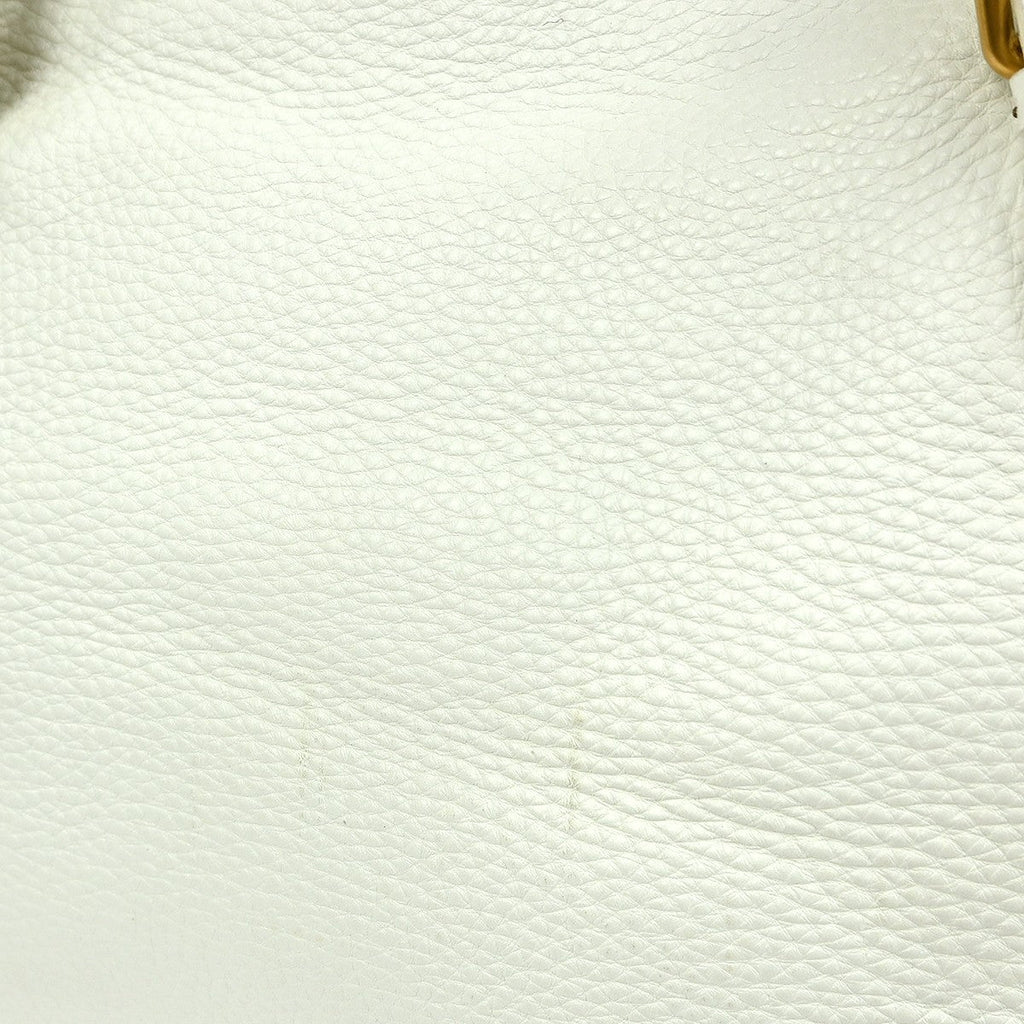 Fendi Selleria Peekaboo Bag Leather White Leather Handbag ( )