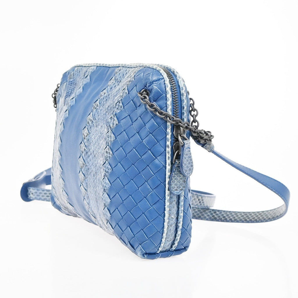 Bottega Veneta Intrecciato Shoulder Bag Leather Blue Leather Handbag ( )