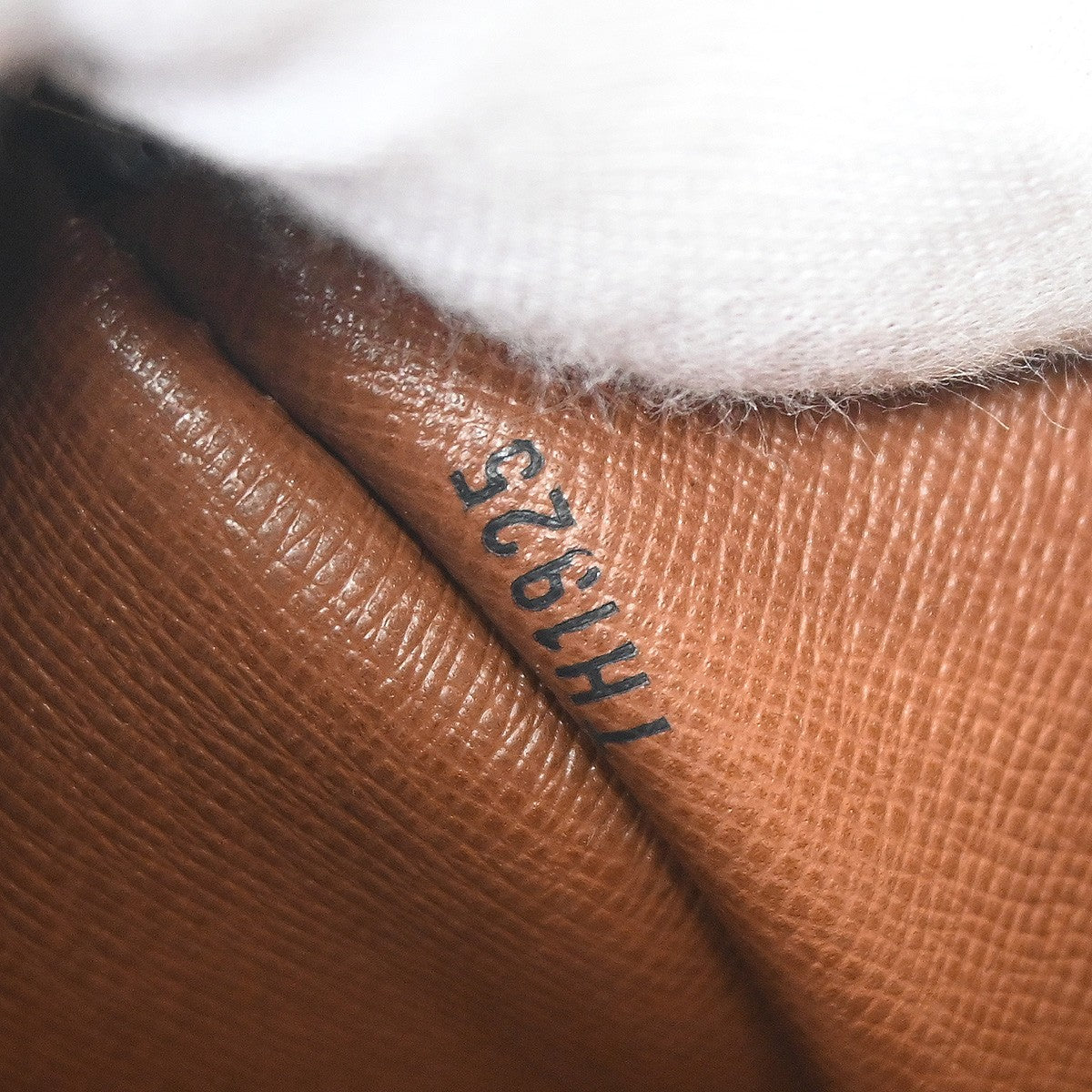 Louis Vuitton Papillon Handbag Monogram Canvas Brown Canvas Handbag ( )