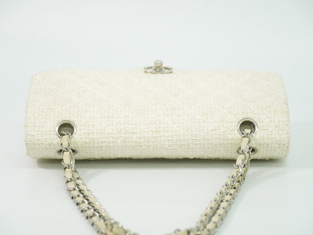 Chanel Timeless - Classic Double Flap Bag Quilted Tweed White Tweed Handbag ( )