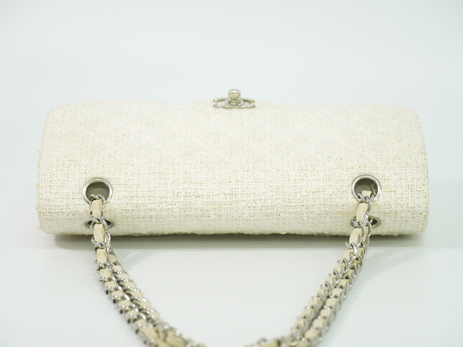Chanel Timeless - Classic Double Flap Bag Quilted Tweed White Tweed Handbag ( )