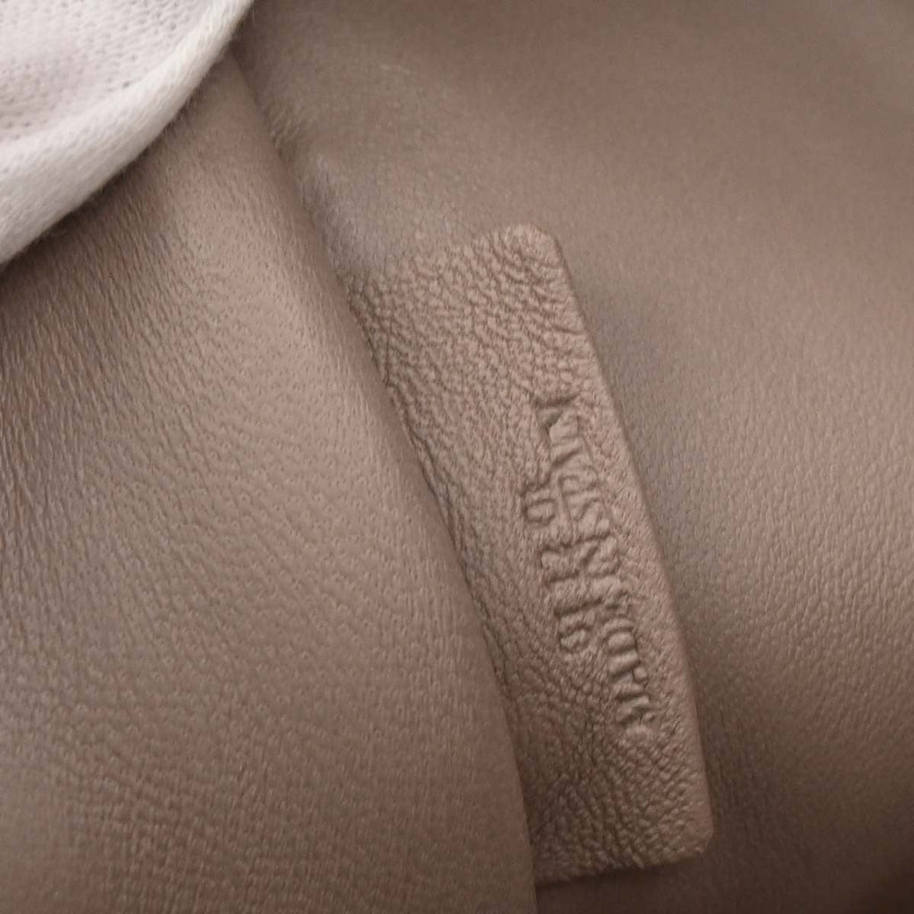 Loewe Amazona Bag Leather Beige Leather Handbag (Authentic  )