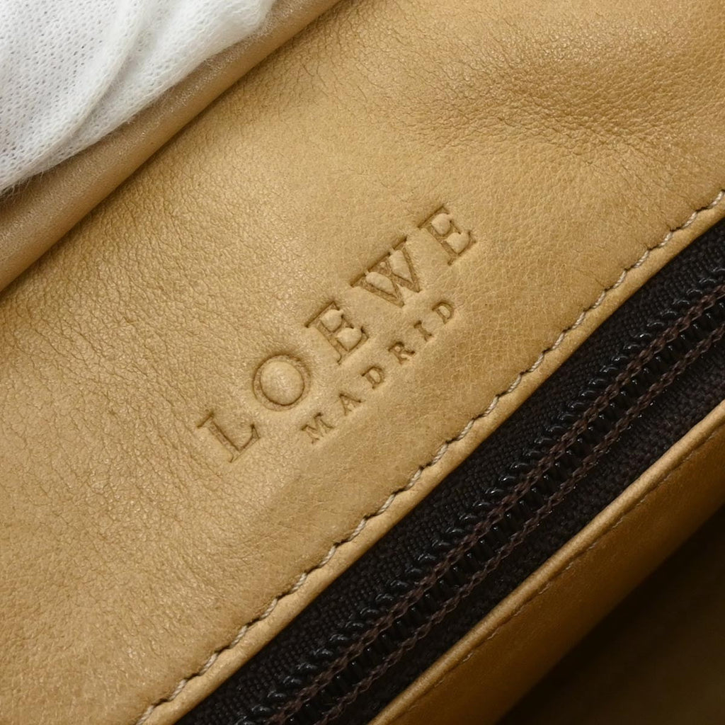 Loewe Amazona Bag Suede Beige Suede Handbag (Authentic  )