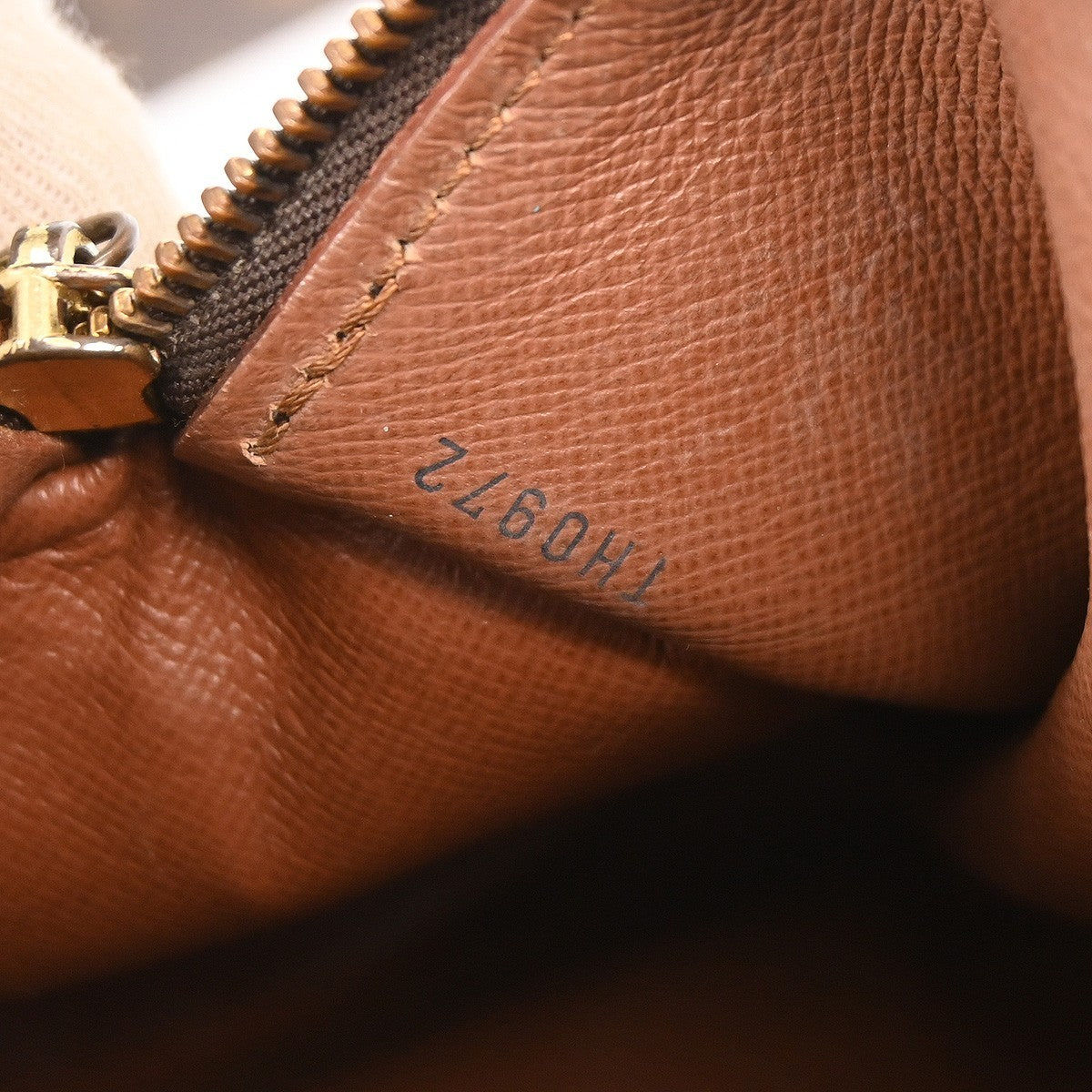 Louis Vuitton Papillon Handbag Monogram Canvas Brown Canvas Handbag ( )