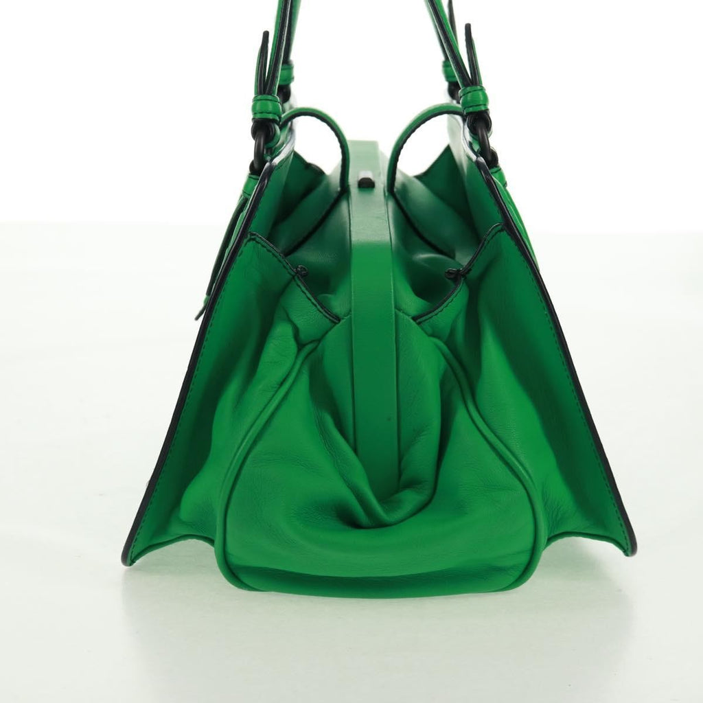 Bottega Veneta Intrecciato Handbag Leather Green Leather Handbag (Authentic  )