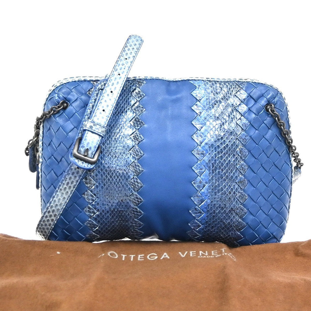 Bottega Veneta Intrecciato Shoulder Bag Leather Blue Leather Handbag ( )