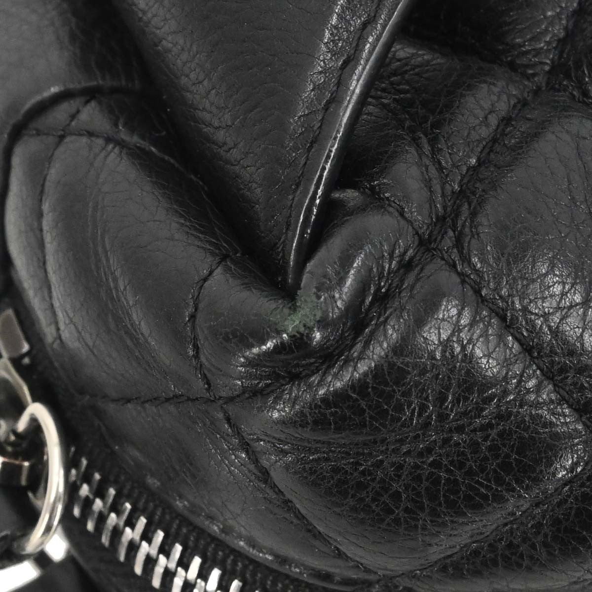 Chanel Bum Bag Leather Black Leather Handbag ( )