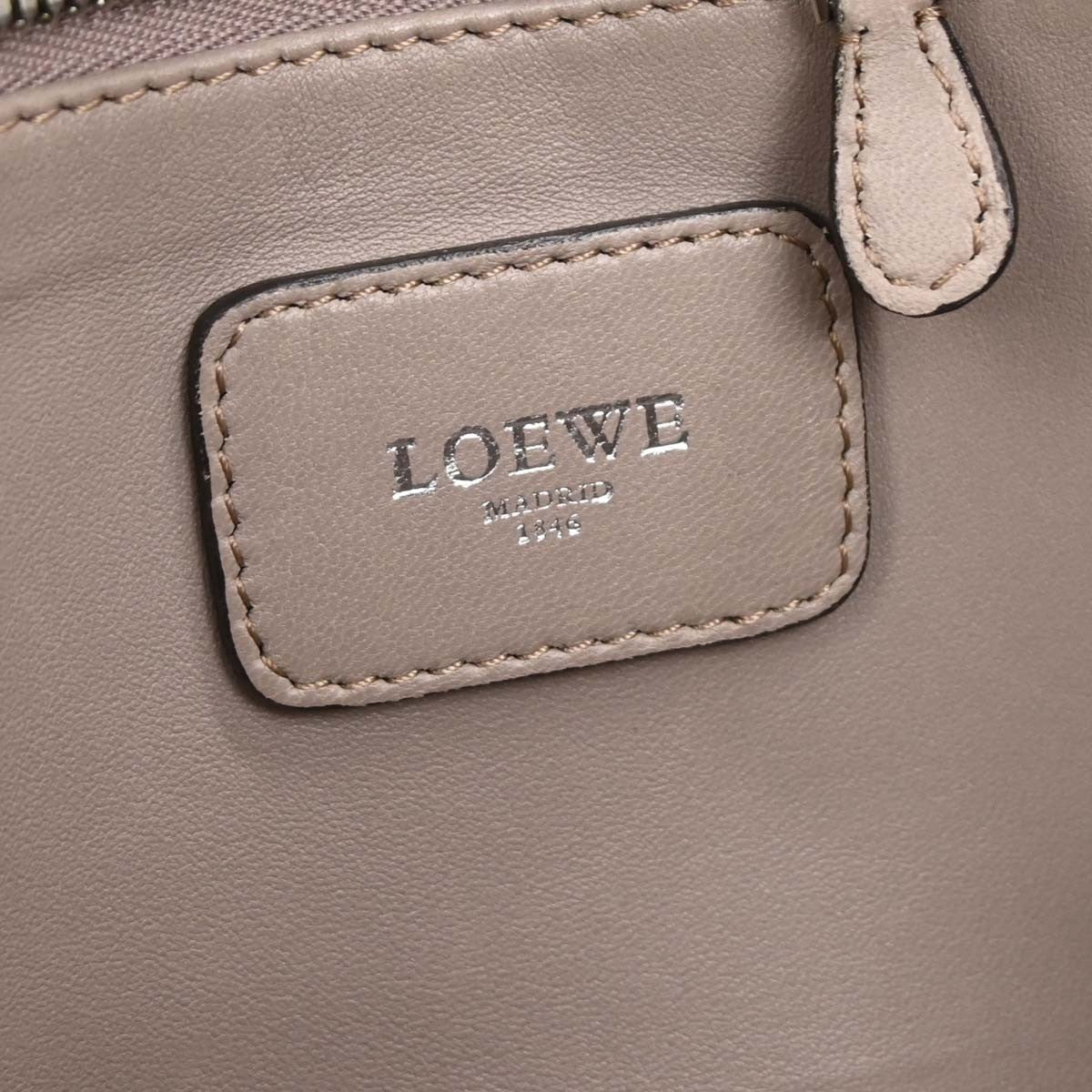 Loewe Amazona Bag Leather Beige Leather Handbag (Authentic  )