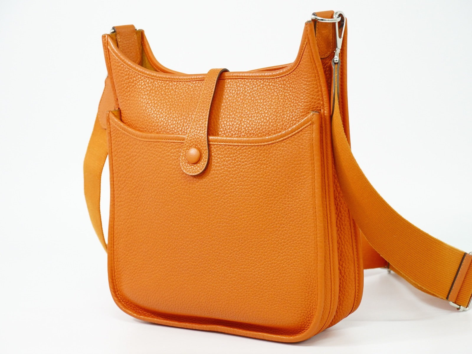 Hermes Evelyne Bag Gen Iii Clemence Orange Leather Handbag (Authentic  )
