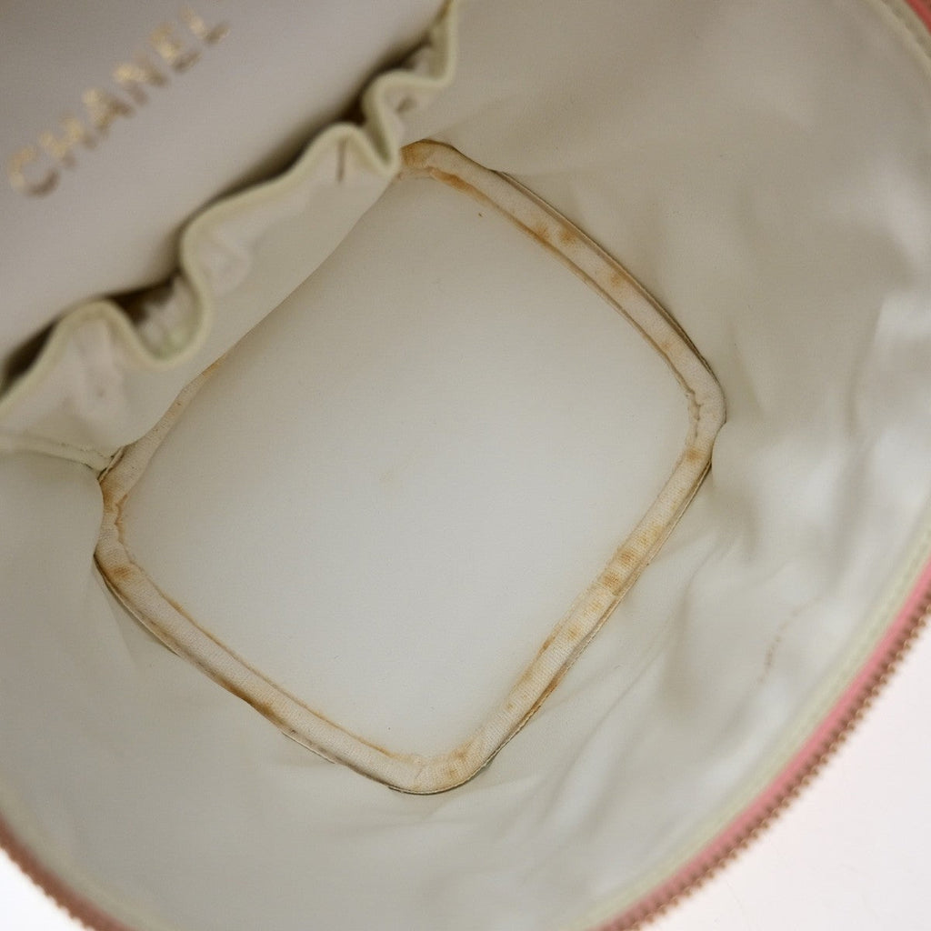 Chanel Vintage Timeless Cosmetic Case Caviar Pink Leather Handbag (Authentic  )