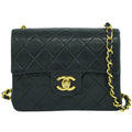 Chanel Vintage Square Classic Single Flap Bag Quilted Leather Black Leather Handbag ( )
